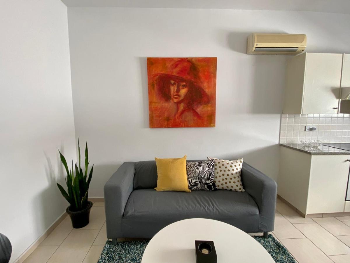 Cosy One Bedroom Apartment In Pafos Luaran gambar